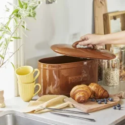 Leipälaatikko Bread ruskea