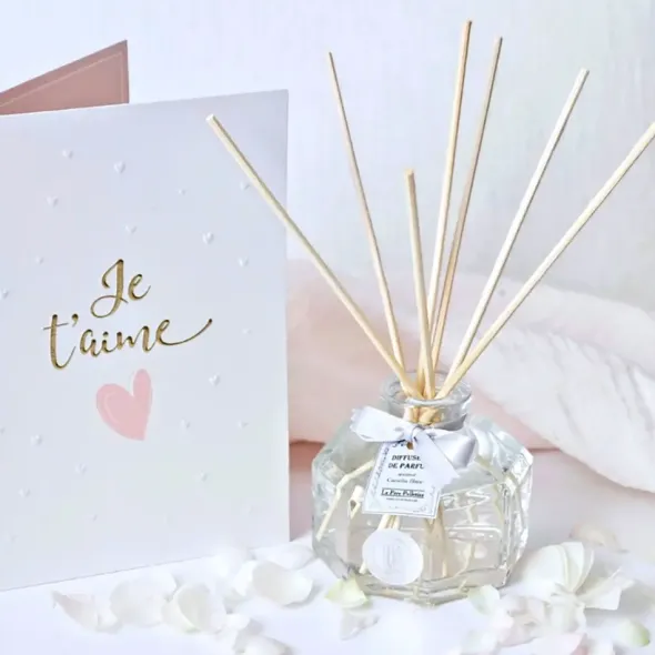 Le Pere Pelletier Huonetuoksu timantti 100 ml – useita tuoksuja