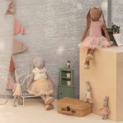 Maileg Ballerinan vaatteet kerma, koko 3