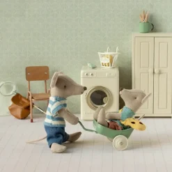 Maileg hiiri pikkuveli ja juustolaukku