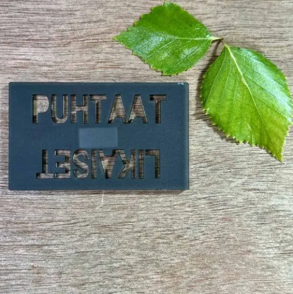 Puhtaat – likaiset magneetti musta