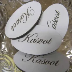 Pyyhemerkki ovaali – useita vaihtoehtoja
