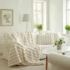 Sisustustyyny Luxus ivory 60×40 cm