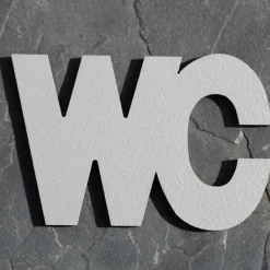 Wc-kirjaimet – useita värejä